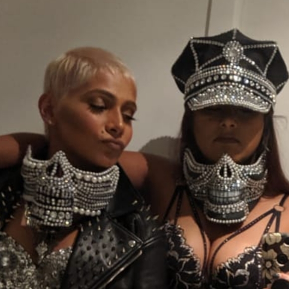 NEW Large Silver Embellished Halloween Face Mask - Picture 10 of 10